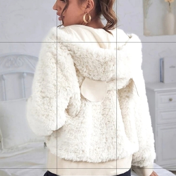 ⭐️SHEIN 3D Ear Design Hooded Zip Up Fuzzy Coat Cream Teddy Jacket Ladies Small - Picture 2 of 5